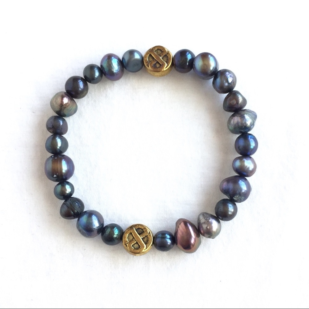New Handmade Black Pearl Bracelet